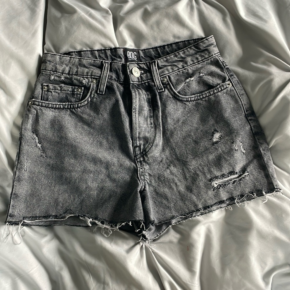 Distressed grey wash denim shorts